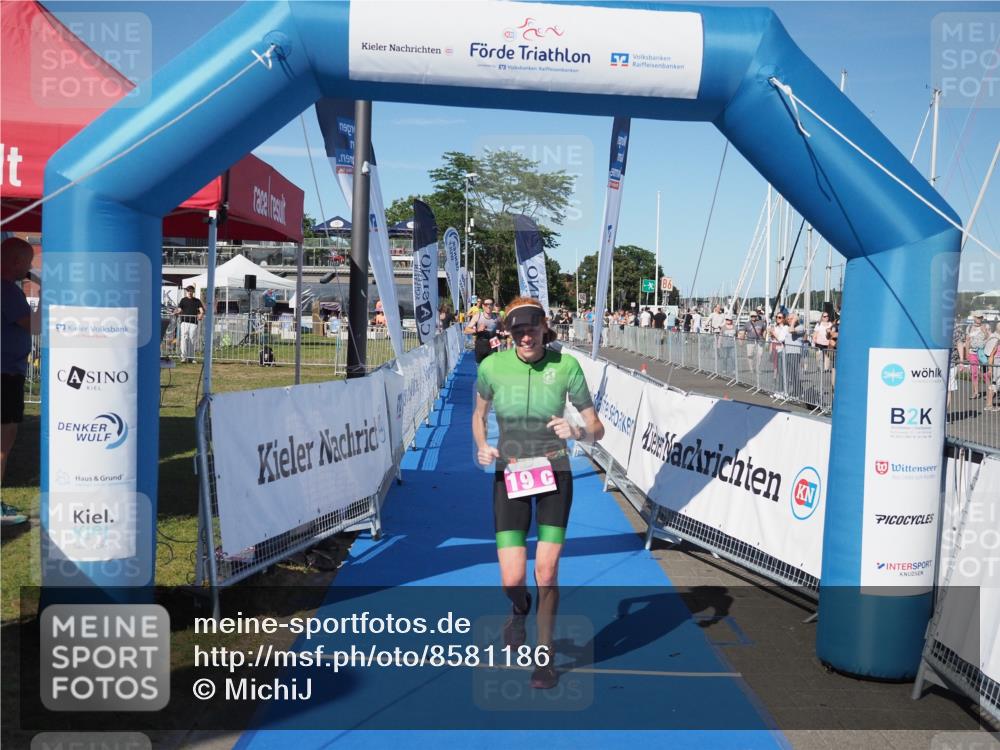 17.08.2025 - KN Förde Triathlon 2025 MichiJ http://msf.ph/oto/8581186 17.08.2025 16:27:31 Laufen 4, 19 meine-sportfotos.de