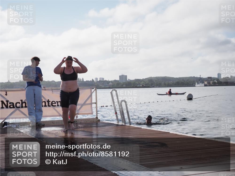 17.08.2025 - KN Förde Triathlon 2025 KatJ http://msf.ph/oto/8581192 17.08.2025 09:24:55 Schwimmen 251, 251 meine-sportfotos.de
