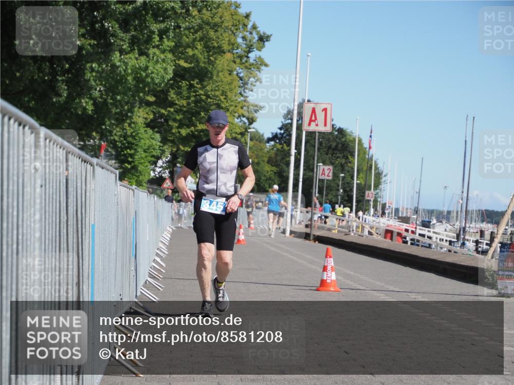 17.08.2025 - KN Förde Triathlon 2025 KatJ http://msf.ph/oto/8581208 17.08.2025 12:20:14 Laufen 345 meine-sportfotos.de