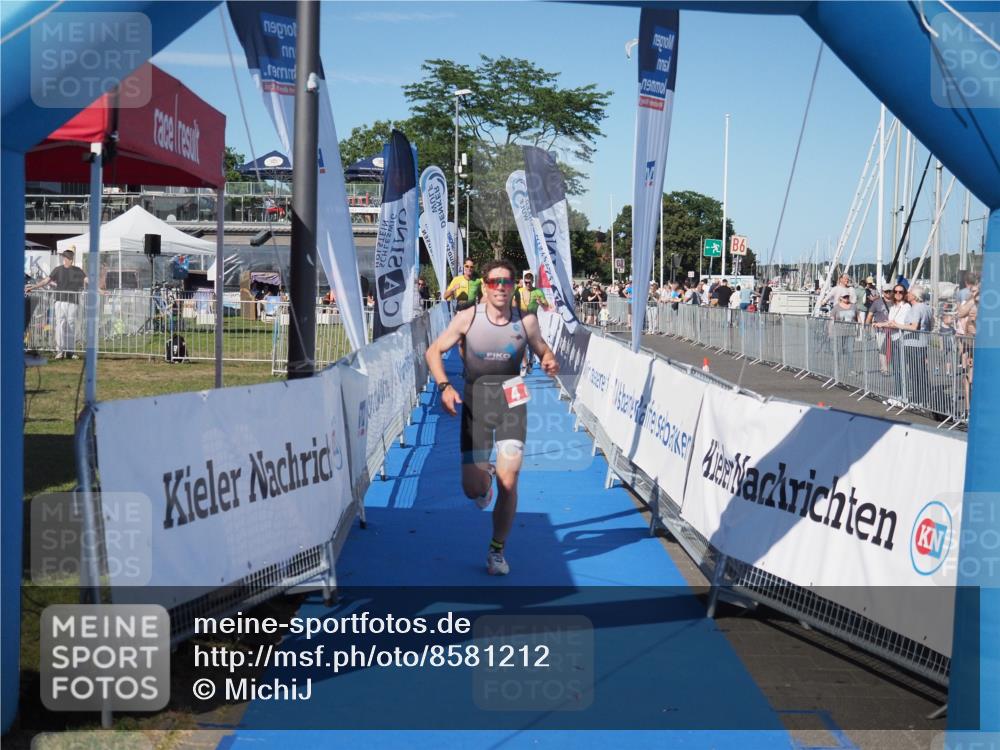 17.08.2025 - KN Förde Triathlon 2025 MichiJ http://msf.ph/oto/8581212 17.08.2025 16:27:33 Laufen 4, 12, 19 meine-sportfotos.de