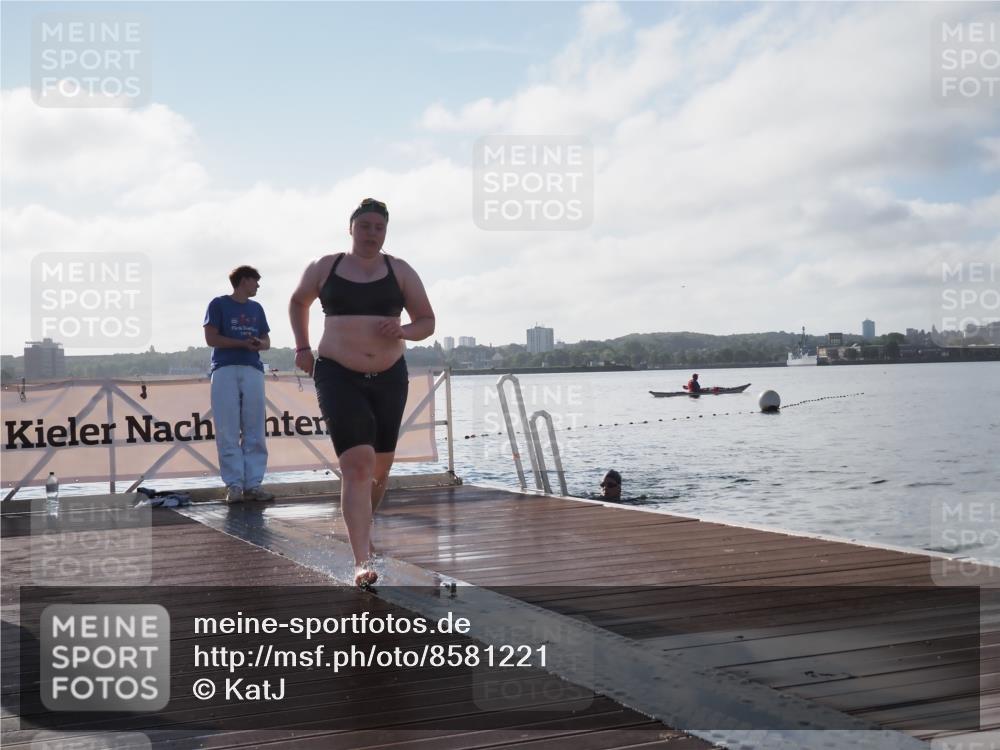 17.08.2025 - KN Förde Triathlon 2025 KatJ http://msf.ph/oto/8581221 17.08.2025 09:24:57 Schwimmen 251, 251 meine-sportfotos.de