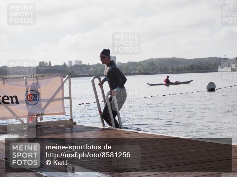 17.08.2025 - KN Förde Triathlon 2025 KatJ http://msf.ph/oto/8581256 17.08.2025 09:25:02 Schwimmen 248, 251, 248, 251 meine-sportfotos.de