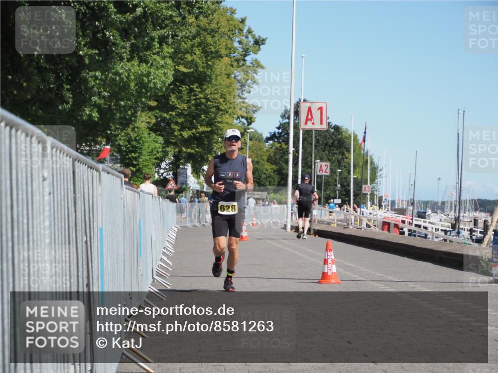 17.08.2025 - KN Förde Triathlon 2025 KatJ http://msf.ph/oto/8581263 17.08.2025 12:20:38 Laufen 628 meine-sportfotos.de