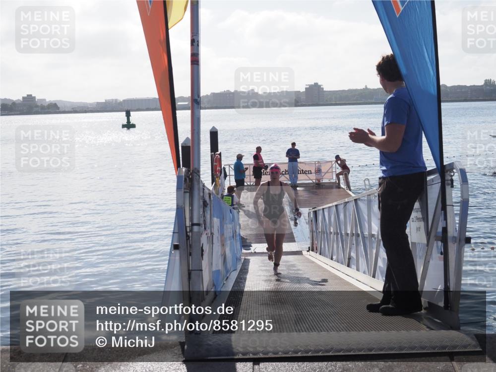 17.08.2025 - KN Förde Triathlon 2025 MichiJ http://msf.ph/oto/8581295 17.08.2025 09:19:57 Schwimmen 163, 190, 202, 195, 202 meine-sportfotos.de