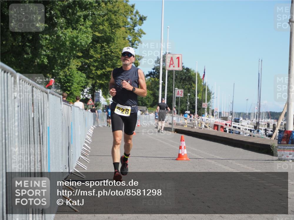 17.08.2025 - KN Förde Triathlon 2025 KatJ http://msf.ph/oto/8581298 17.08.2025 12:20:40 Laufen 628 meine-sportfotos.de