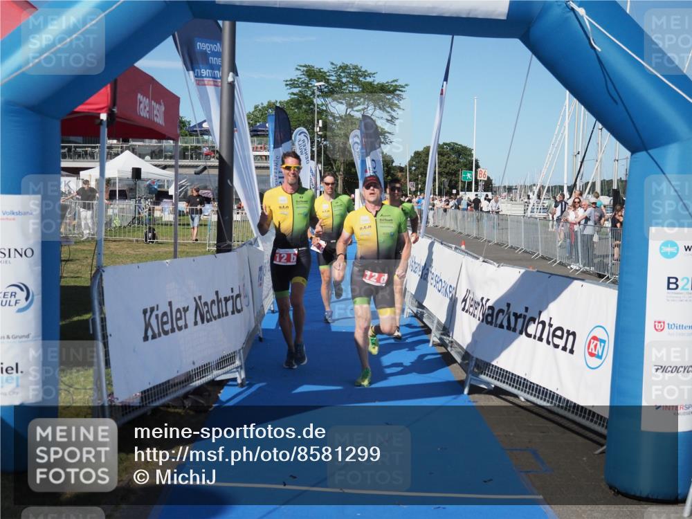17.08.2025 - KN Förde Triathlon 2025 MichiJ http://msf.ph/oto/8581299 17.08.2025 16:27:37 Laufen 4, 12 meine-sportfotos.de