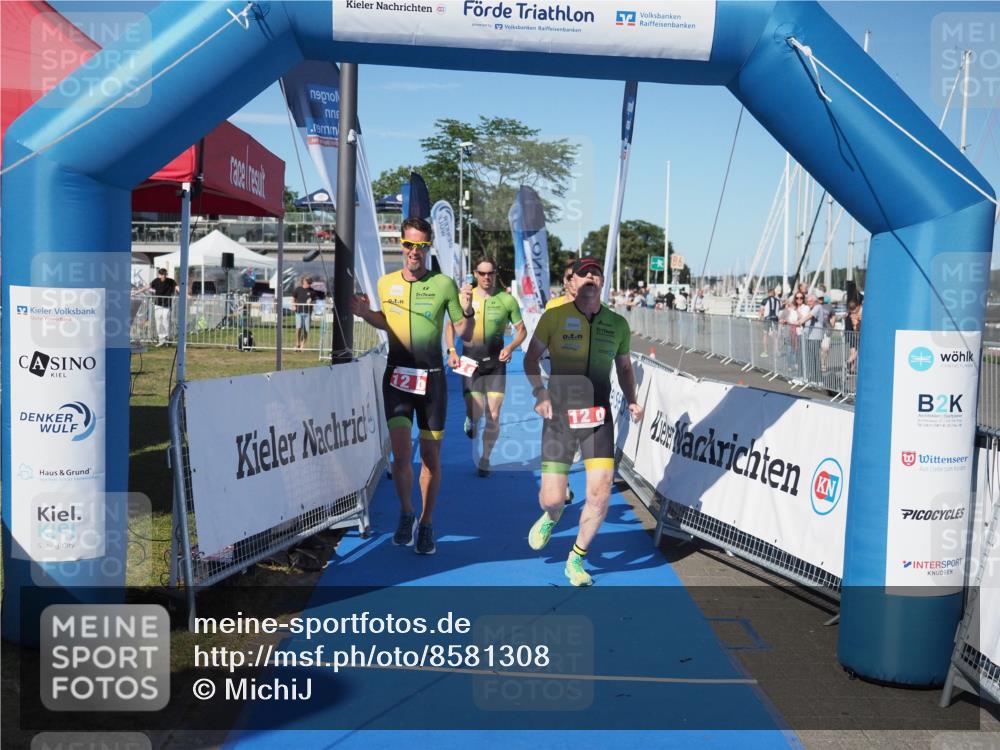 17.08.2025 - KN Förde Triathlon 2025 MichiJ http://msf.ph/oto/8581308 17.08.2025 16:27:37 Laufen 4, 12 meine-sportfotos.de