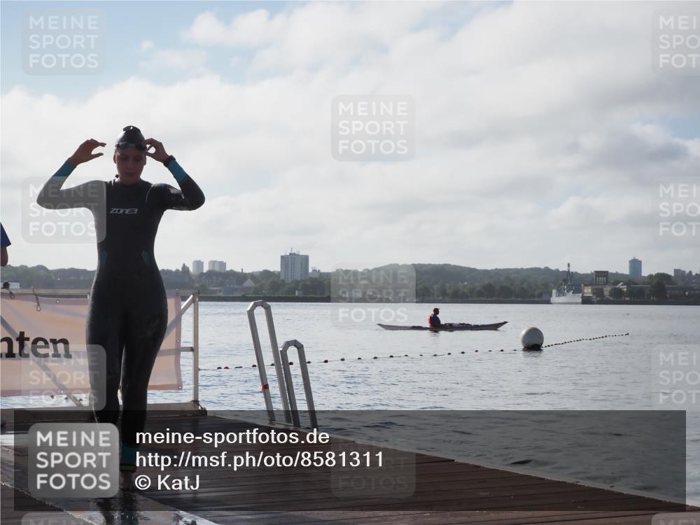 17.08.2025 - KN Förde Triathlon 2025 KatJ http://msf.ph/oto/8581311 17.08.2025 09:25:06 Schwimmen 199, 248, 199, 248, 251 meine-sportfotos.de