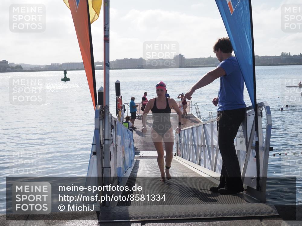 17.08.2025 - KN Förde Triathlon 2025 MichiJ http://msf.ph/oto/8581334 17.08.2025 09:19:58 Schwimmen 163, 190, 202, 195, 202 meine-sportfotos.de