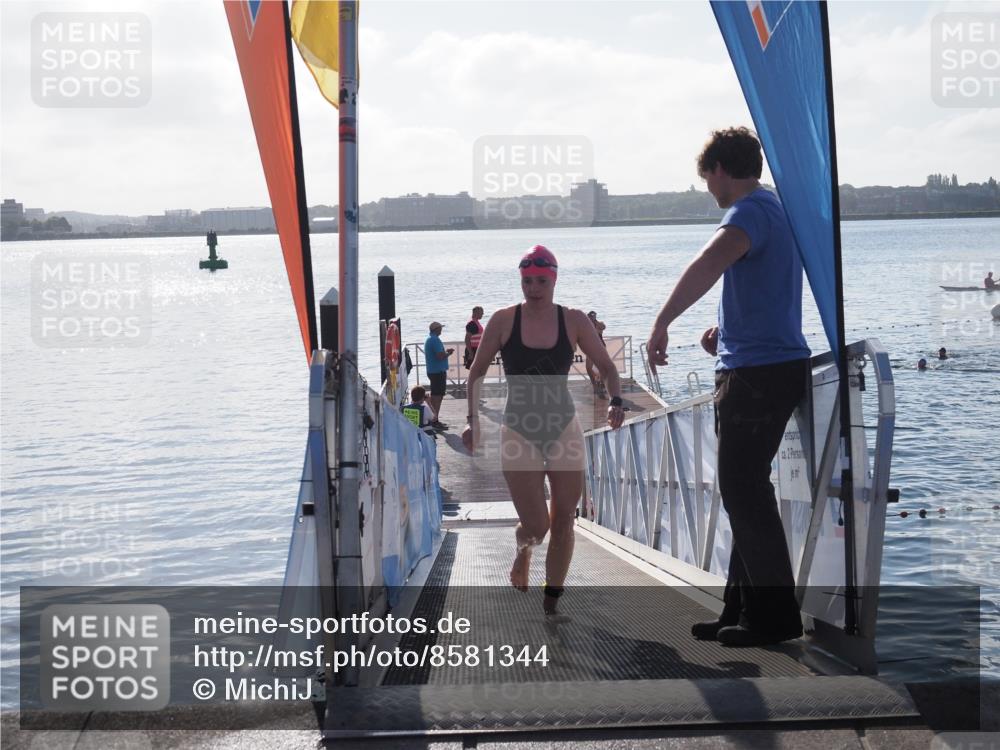 17.08.2025 - KN Förde Triathlon 2025 MichiJ http://msf.ph/oto/8581344 17.08.2025 09:19:58 Schwimmen 163, 190, 202, 195, 202 meine-sportfotos.de
