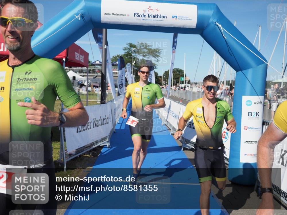 17.08.2025 - KN Förde Triathlon 2025 MichiJ http://msf.ph/oto/8581355 17.08.2025 16:27:39 Laufen 4, 12 meine-sportfotos.de