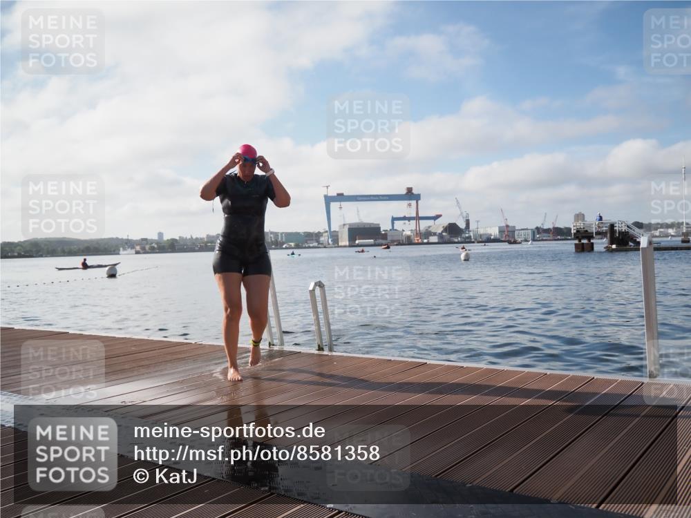 17.08.2025 - KN Förde Triathlon 2025 KatJ http://msf.ph/oto/8581358 17.08.2025 09:25:12 Schwimmen 199, 248, 199, 248 meine-sportfotos.de