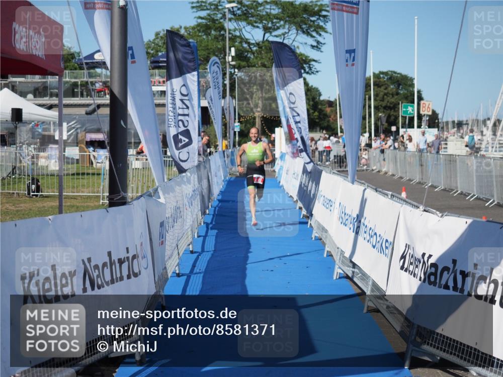 17.08.2025 - KN Förde Triathlon 2025 MichiJ http://msf.ph/oto/8581371 17.08.2025 16:28:38 Laufen 3 meine-sportfotos.de