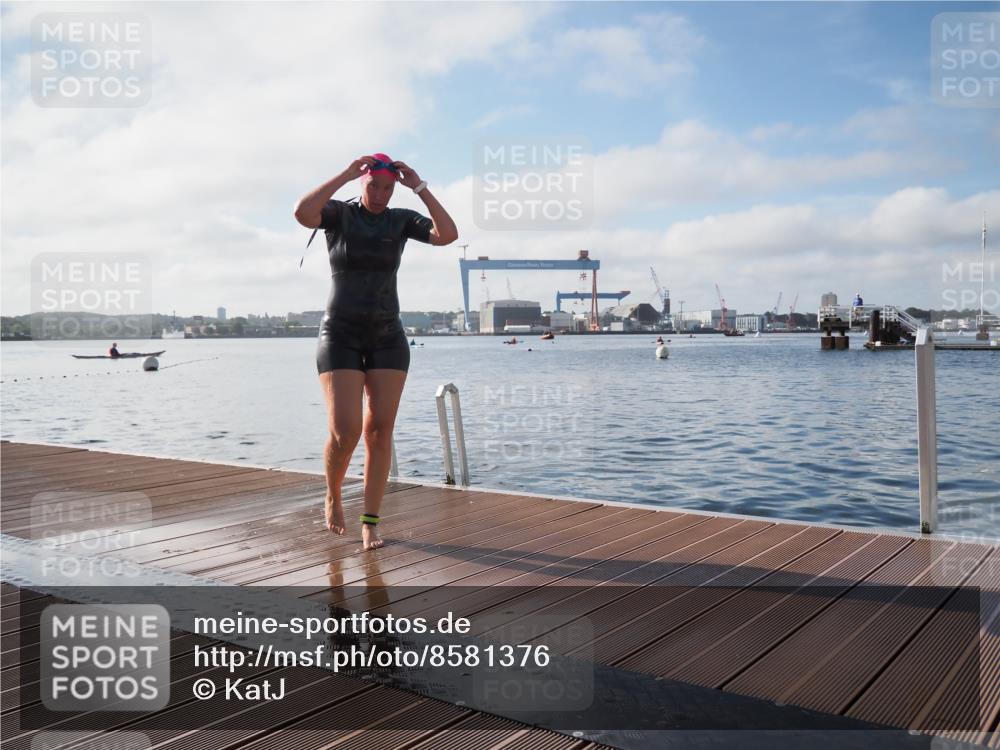 17.08.2025 - KN Förde Triathlon 2025 KatJ http://msf.ph/oto/8581376 17.08.2025 09:25:13 Schwimmen 199, 248, 199, 248 meine-sportfotos.de