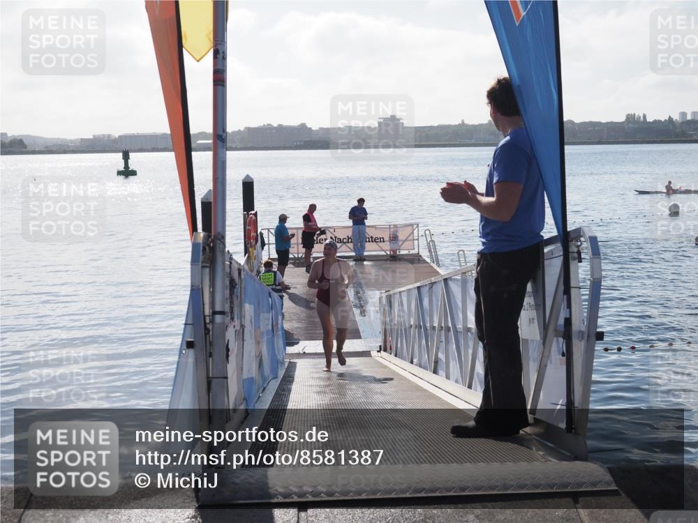 17.08.2025 - KN Förde Triathlon 2025 MichiJ http://msf.ph/oto/8581387 17.08.2025 09:20:04 Schwimmen 163, 195, 202, 179, 195 meine-sportfotos.de
