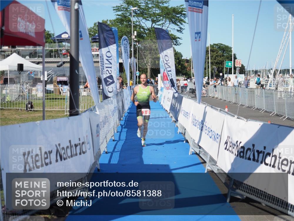 17.08.2025 - KN Förde Triathlon 2025 MichiJ http://msf.ph/oto/8581388 17.08.2025 16:28:39 Laufen 3 meine-sportfotos.de