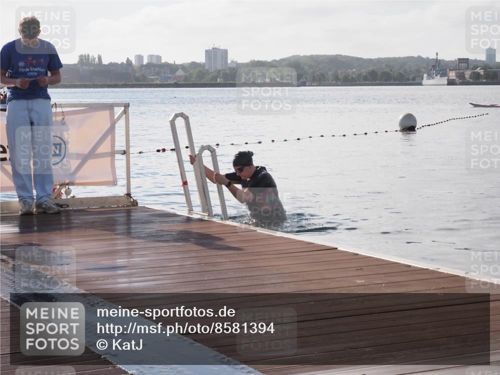 17.08.2025 - KN Förde Triathlon 2025 KatJ http://msf.ph/oto/8581394 17.08.2025 09:26:55 Schwimmen 245 meine-sportfotos.de