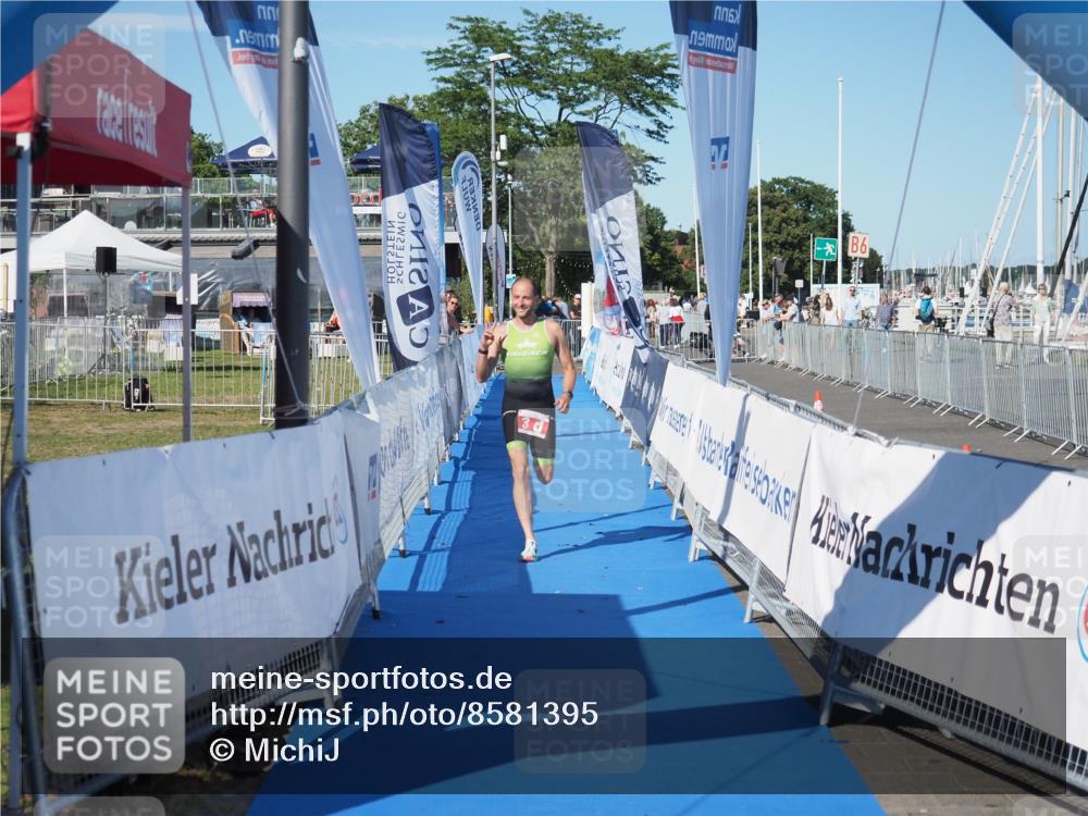 17.08.2025 - KN Förde Triathlon 2025 MichiJ http://msf.ph/oto/8581395 17.08.2025 16:28:39 Laufen 3 meine-sportfotos.de