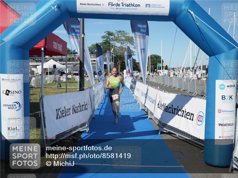 17.08.2025 - KN Förde Triathlon 2025 MichiJ http://msf.ph/oto/8581419 17.08.2025 16:28:40 Laufen 3 meine-sportfotos.de