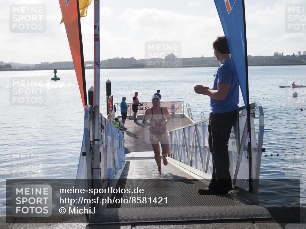 17.08.2025 - KN Förde Triathlon 2025 MichiJ http://msf.ph/oto/8581421 17.08.2025 09:20:06 Schwimmen 163, 195, 202, 179, 195 meine-sportfotos.de