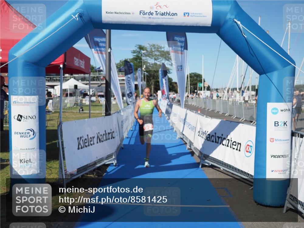 17.08.2025 - KN Förde Triathlon 2025 MichiJ http://msf.ph/oto/8581425 17.08.2025 16:28:40 Laufen 3 meine-sportfotos.de