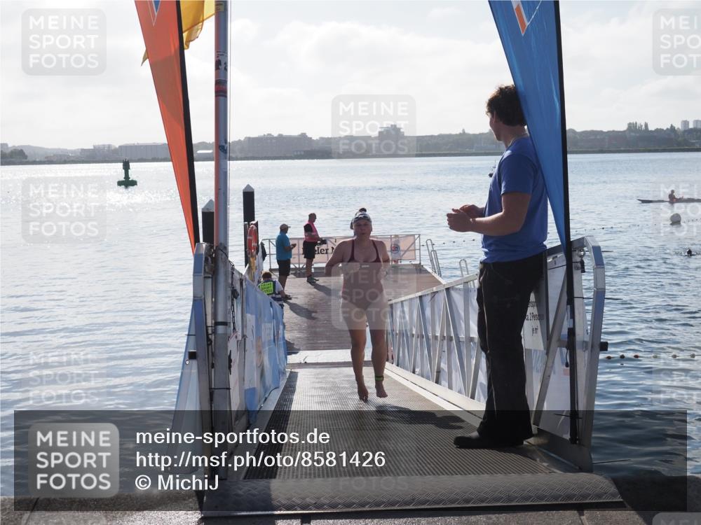 17.08.2025 - KN Förde Triathlon 2025 MichiJ http://msf.ph/oto/8581426 17.08.2025 09:20:06 Schwimmen 163, 195, 202, 179, 195 meine-sportfotos.de