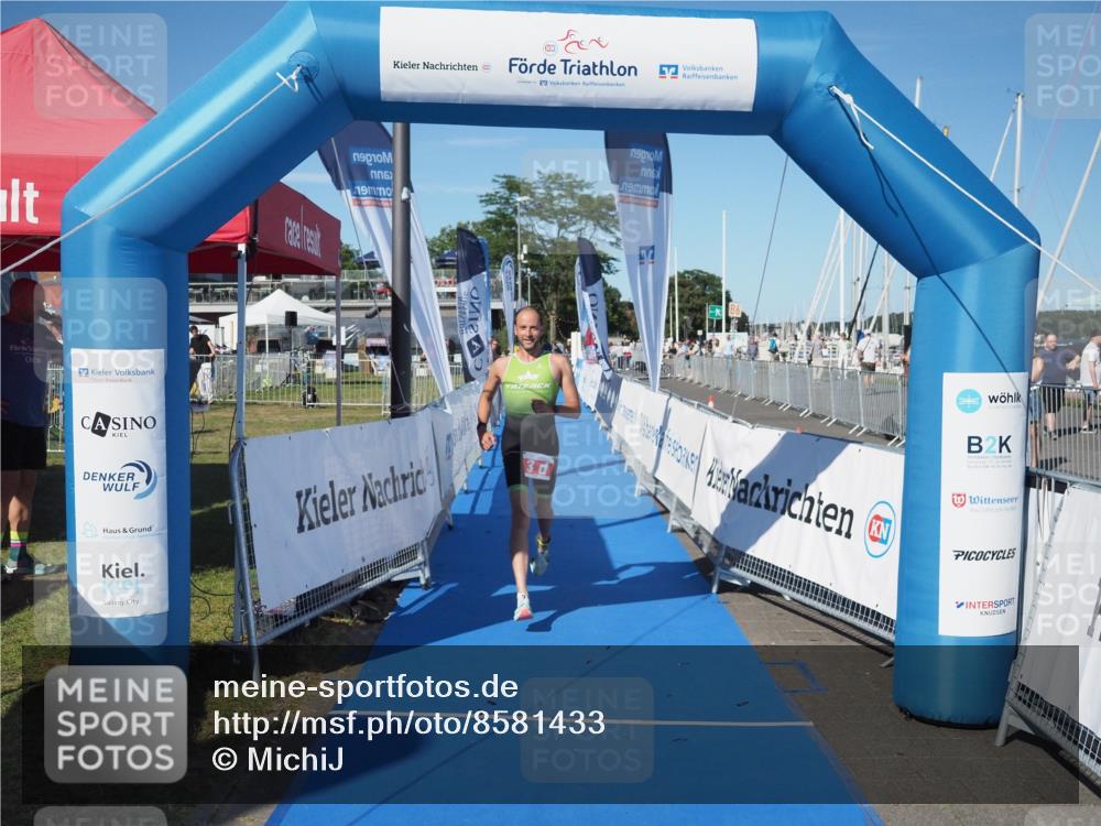 17.08.2025 - KN Förde Triathlon 2025 MichiJ http://msf.ph/oto/8581433 17.08.2025 16:28:41 Laufen 3 meine-sportfotos.de
