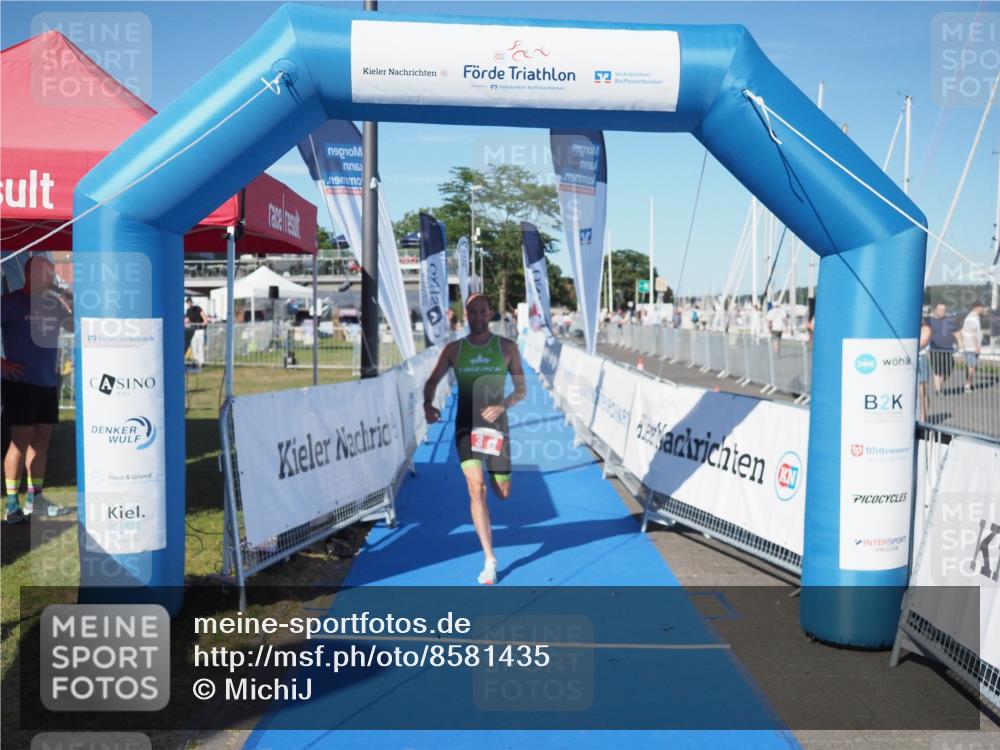 17.08.2025 - KN Förde Triathlon 2025 MichiJ http://msf.ph/oto/8581435 17.08.2025 16:28:41 Laufen 3 meine-sportfotos.de