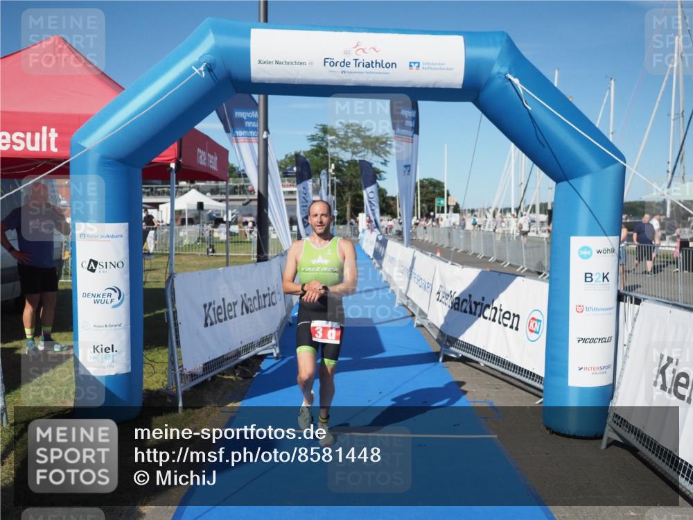 17.08.2025 - KN Förde Triathlon 2025 MichiJ http://msf.ph/oto/8581448 17.08.2025 16:28:41 Laufen 3 meine-sportfotos.de