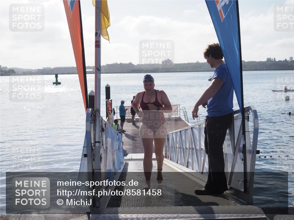 17.08.2025 - KN Förde Triathlon 2025 MichiJ http://msf.ph/oto/8581458 17.08.2025 09:20:07 Schwimmen 195, 202, 179, 195 meine-sportfotos.de