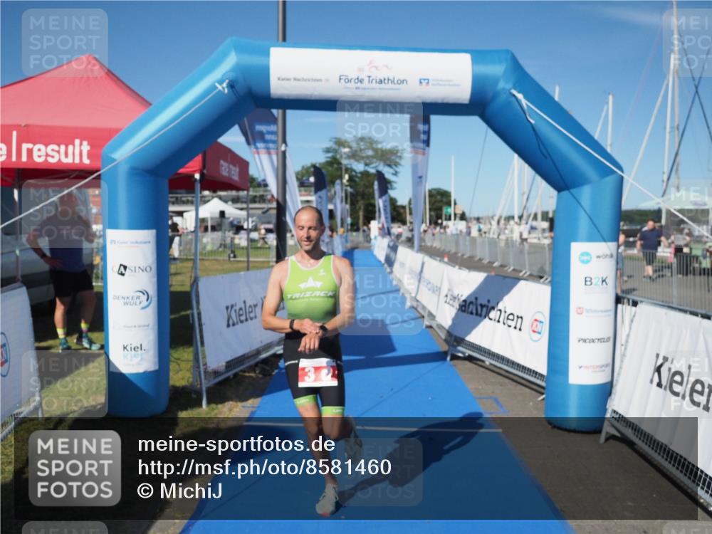 17.08.2025 - KN Förde Triathlon 2025 MichiJ http://msf.ph/oto/8581460 17.08.2025 16:28:42 Laufen 3 meine-sportfotos.de