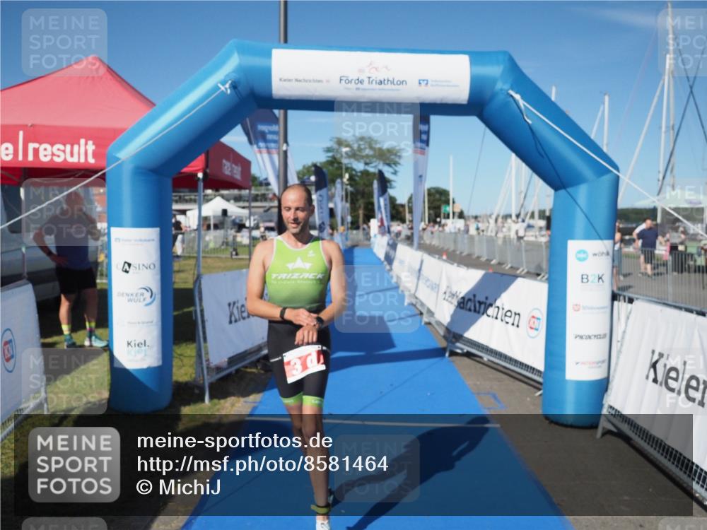 17.08.2025 - KN Förde Triathlon 2025 MichiJ http://msf.ph/oto/8581464 17.08.2025 16:28:42 Laufen 3 meine-sportfotos.de