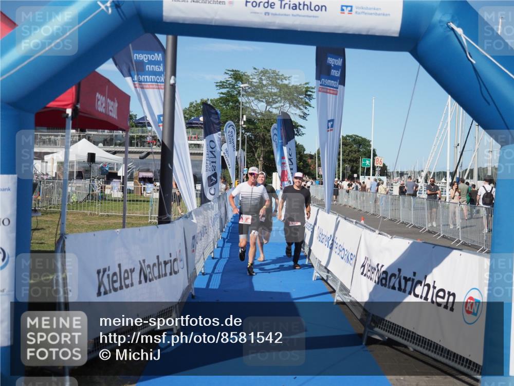 17.08.2025 - KN Förde Triathlon 2025 MichiJ http://msf.ph/oto/8581542 17.08.2025 16:31:20 Laufen 10 meine-sportfotos.de