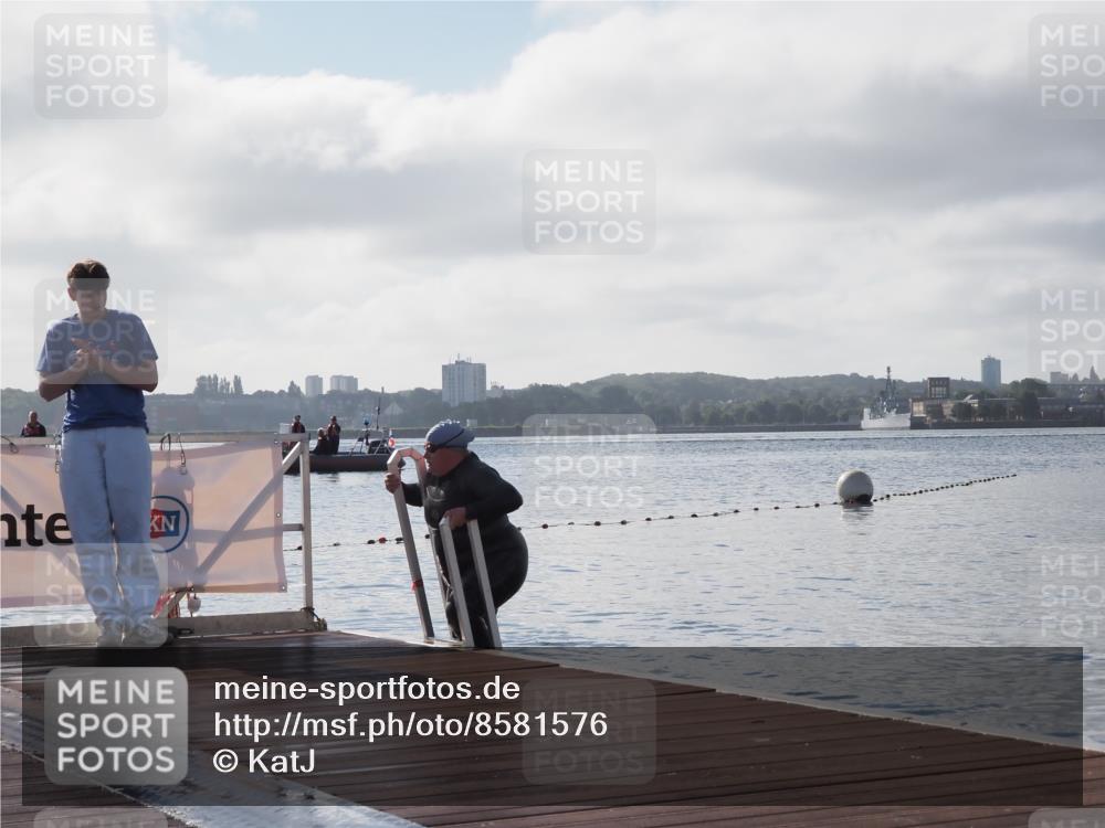 17.08.2025 - KN Förde Triathlon 2025 KatJ http://msf.ph/oto/8581576 17.08.2025 09:33:24 Schwimmen 238 meine-sportfotos.de