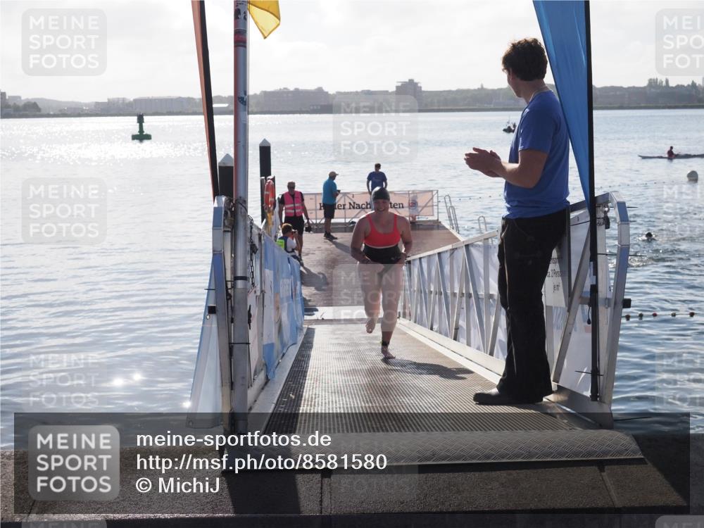 17.08.2025 - KN Förde Triathlon 2025 MichiJ http://msf.ph/oto/8581580 17.08.2025 09:20:24 Schwimmen 179, 196, 196, 211, 240 meine-sportfotos.de