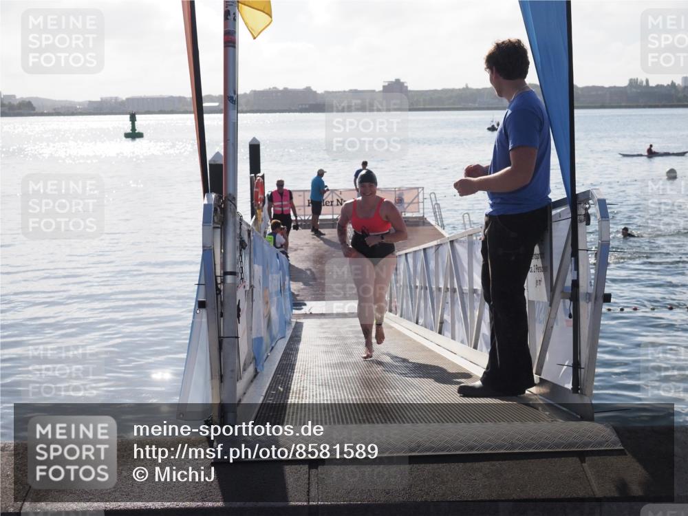 17.08.2025 - KN Förde Triathlon 2025 MichiJ http://msf.ph/oto/8581589 17.08.2025 09:20:24 Schwimmen 179, 196, 196, 211, 240 meine-sportfotos.de