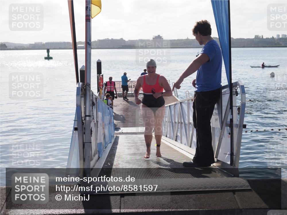 17.08.2025 - KN Förde Triathlon 2025 MichiJ http://msf.ph/oto/8581597 17.08.2025 09:20:25 Schwimmen 179, 196, 196, 211, 240 meine-sportfotos.de