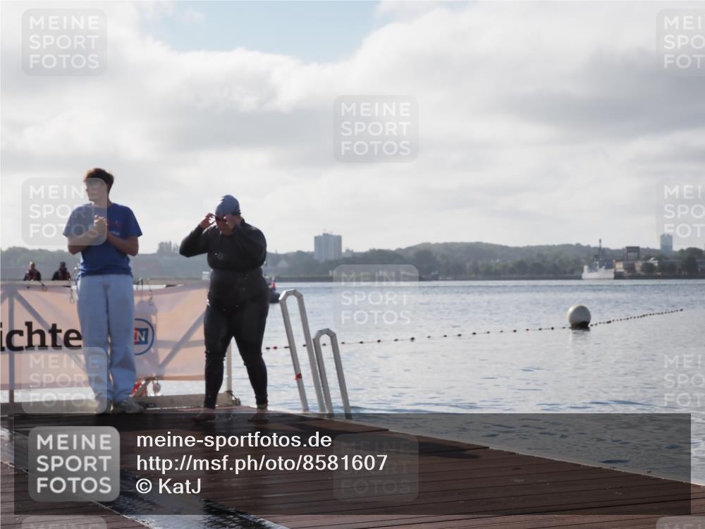 17.08.2025 - KN Förde Triathlon 2025 KatJ http://msf.ph/oto/8581607 17.08.2025 09:33:27 Schwimmen 238, 238 meine-sportfotos.de
