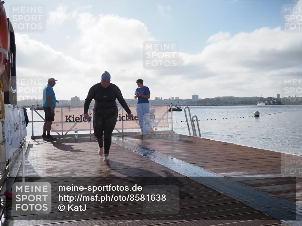 17.08.2025 - KN Förde Triathlon 2025 KatJ http://msf.ph/oto/8581638 17.08.2025 09:33:30 Schwimmen 238, 238 meine-sportfotos.de
