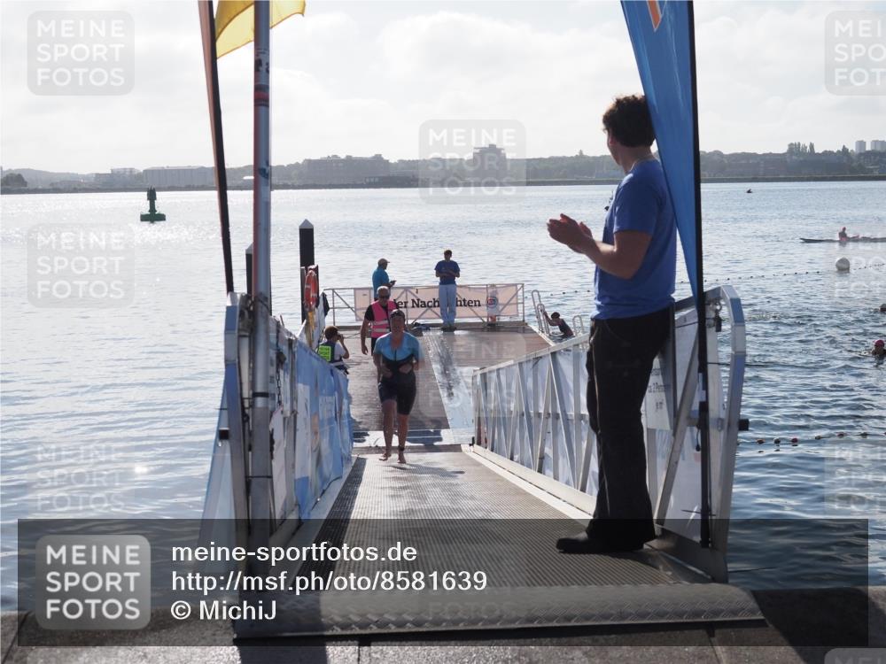 17.08.2025 - KN Förde Triathlon 2025 MichiJ http://msf.ph/oto/8581639 17.08.2025 09:20:31 Schwimmen 179, 196, 211, 188, 211, 240, 241 meine-sportfotos.de