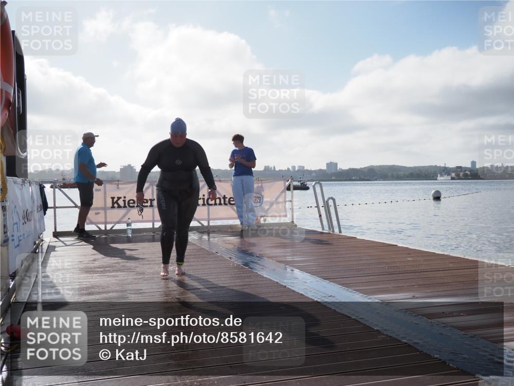 17.08.2025 - KN Förde Triathlon 2025 KatJ http://msf.ph/oto/8581642 17.08.2025 09:33:30 Schwimmen 238, 238 meine-sportfotos.de