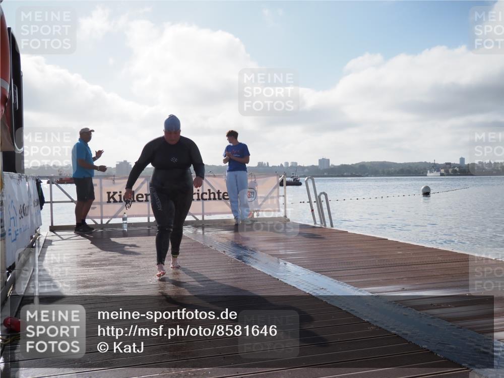 17.08.2025 - KN Förde Triathlon 2025 KatJ http://msf.ph/oto/8581646 17.08.2025 09:33:31 Schwimmen 238, 238 meine-sportfotos.de