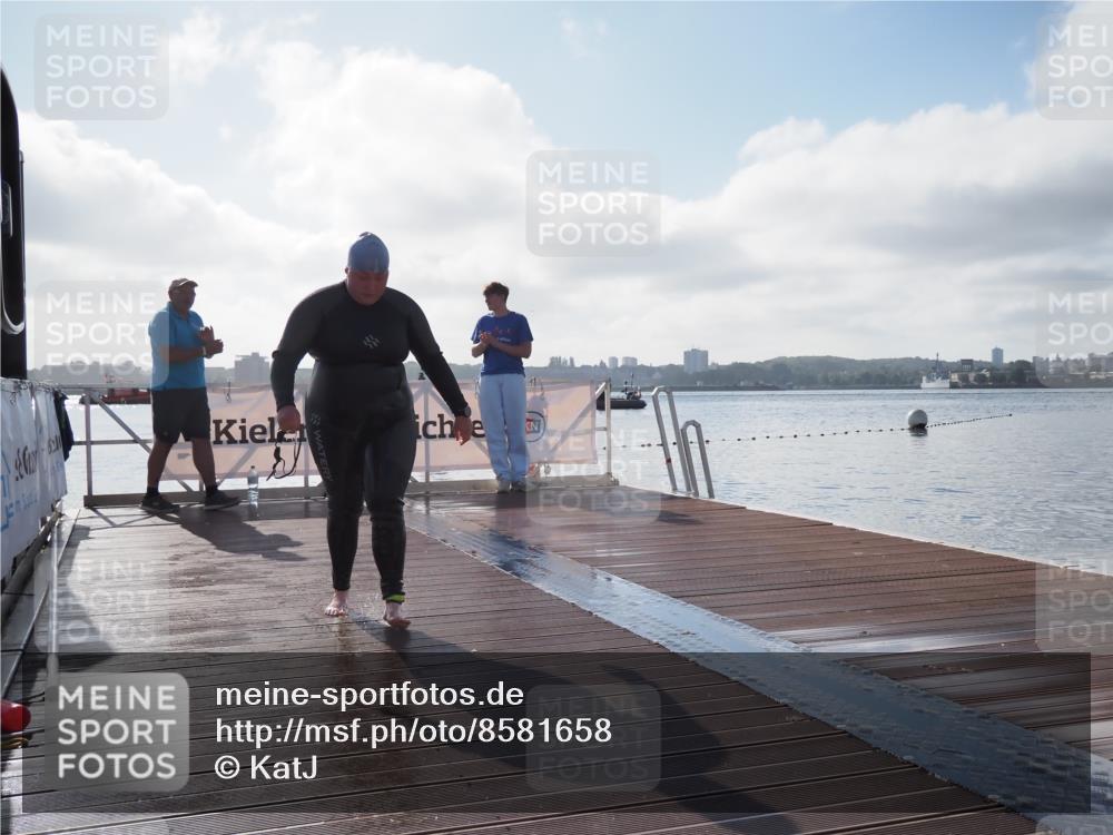 17.08.2025 - KN Förde Triathlon 2025 KatJ http://msf.ph/oto/8581658 17.08.2025 09:33:31 Schwimmen 238, 238 meine-sportfotos.de