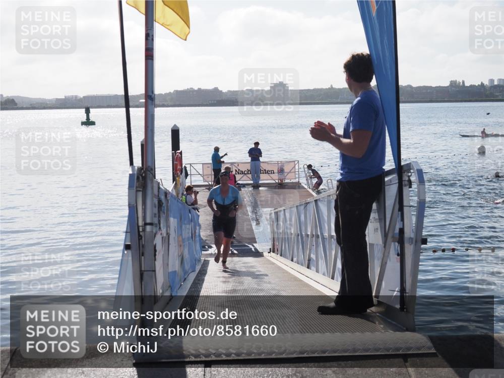 17.08.2025 - KN Förde Triathlon 2025 MichiJ http://msf.ph/oto/8581660 17.08.2025 09:20:32 Schwimmen 179, 196, 211, 188, 211, 240, 241 meine-sportfotos.de