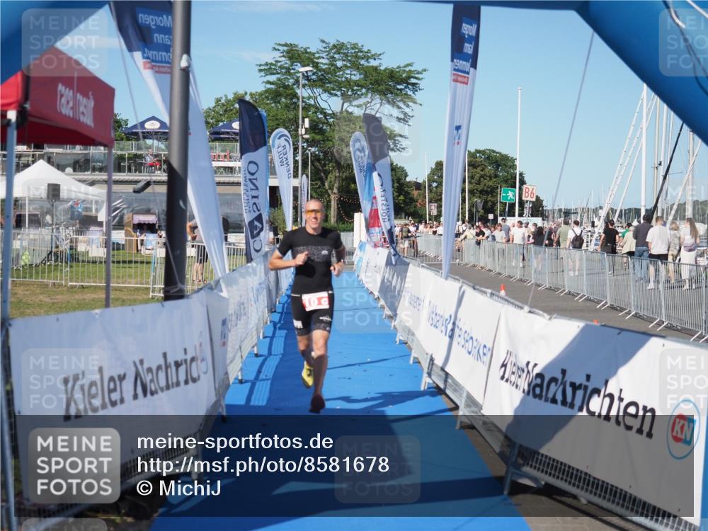 17.08.2025 - KN Förde Triathlon 2025 MichiJ http://msf.ph/oto/8581678 17.08.2025 16:31:33 Laufen  meine-sportfotos.de