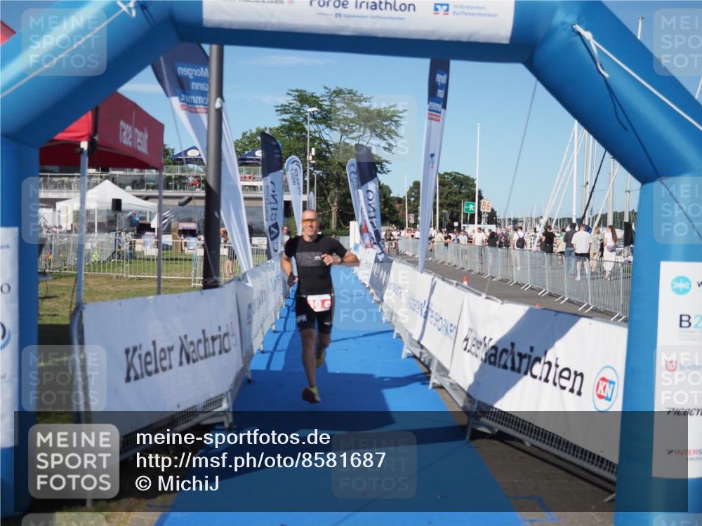 17.08.2025 - KN Förde Triathlon 2025 MichiJ http://msf.ph/oto/8581687 17.08.2025 16:31:33 Laufen  meine-sportfotos.de