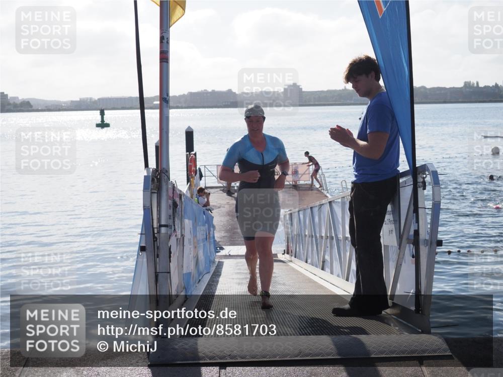 17.08.2025 - KN Förde Triathlon 2025 MichiJ http://msf.ph/oto/8581703 17.08.2025 09:20:34 Schwimmen 196, 211, 188, 211, 228, 240, 241 meine-sportfotos.de