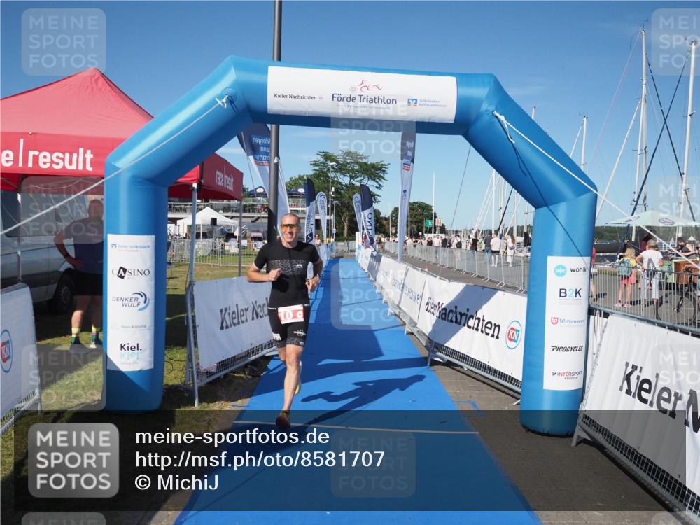 17.08.2025 - KN Förde Triathlon 2025 MichiJ http://msf.ph/oto/8581707 17.08.2025 16:31:34 Laufen  meine-sportfotos.de