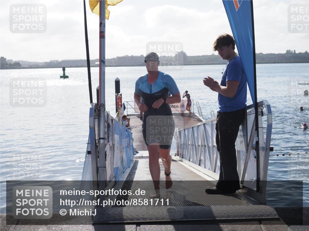 17.08.2025 - KN Förde Triathlon 2025 MichiJ http://msf.ph/oto/8581711 17.08.2025 09:20:34 Schwimmen 196, 211, 188, 211, 228, 240, 241 meine-sportfotos.de