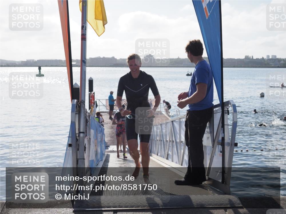 17.08.2025 - KN Förde Triathlon 2025 MichiJ http://msf.ph/oto/8581750 17.08.2025 09:20:41 Schwimmen 188, 211, 240, 241, 188, 197, 228, 240, 241 meine-sportfotos.de